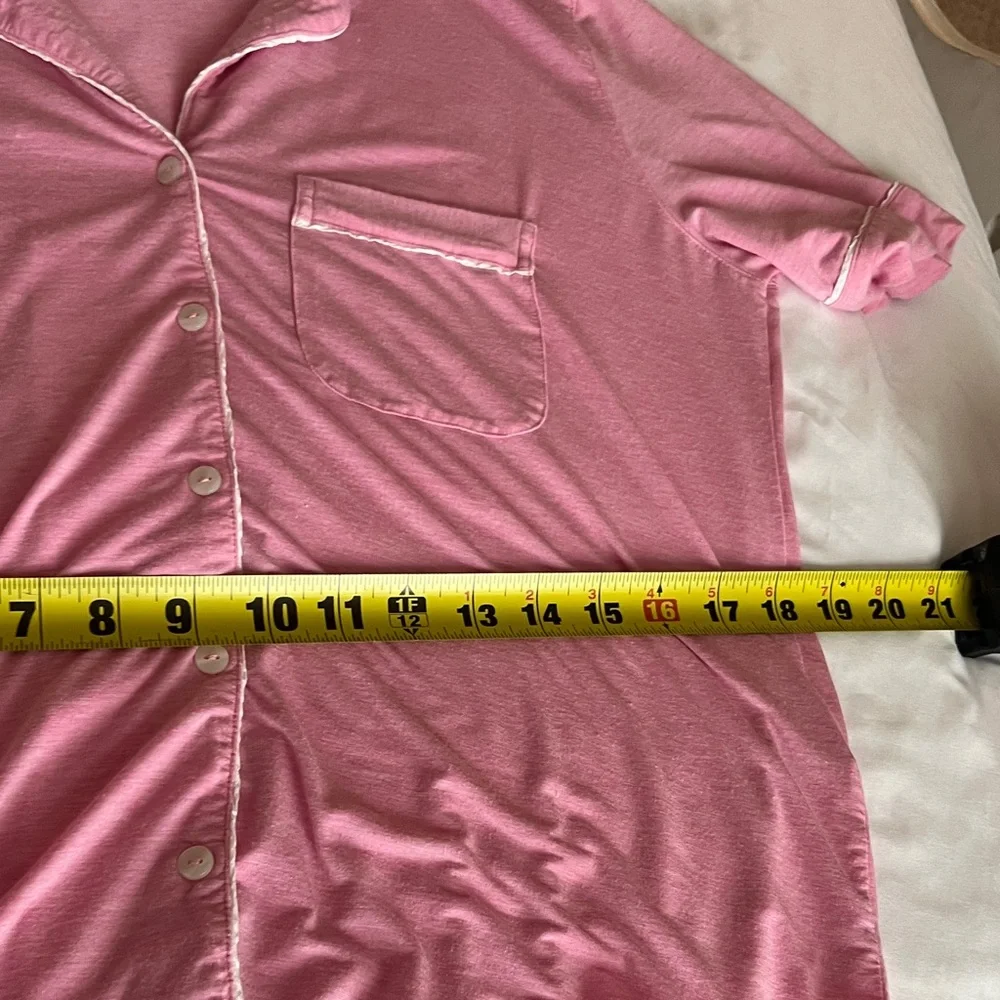Victoria’s Secret Pajama Set Button Down Top Shorts XS pink